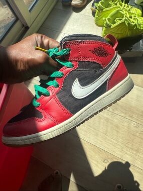 Jordan Kids High-Top Sneakers in Red, Black & White with Green Laces